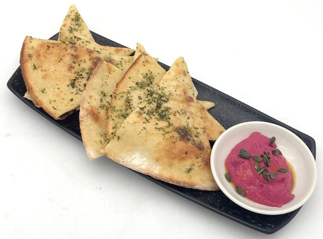 STONE-BAKED GARLIC FLATBREAD (V)‎