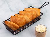 Cheese Samosa 4 Pieces.