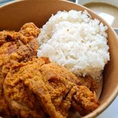 2pcs Chicken With Rice And Gravy
