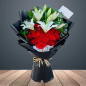 Feeling Love Valentine Bouquet