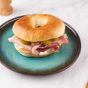 Mix Deli bagel
