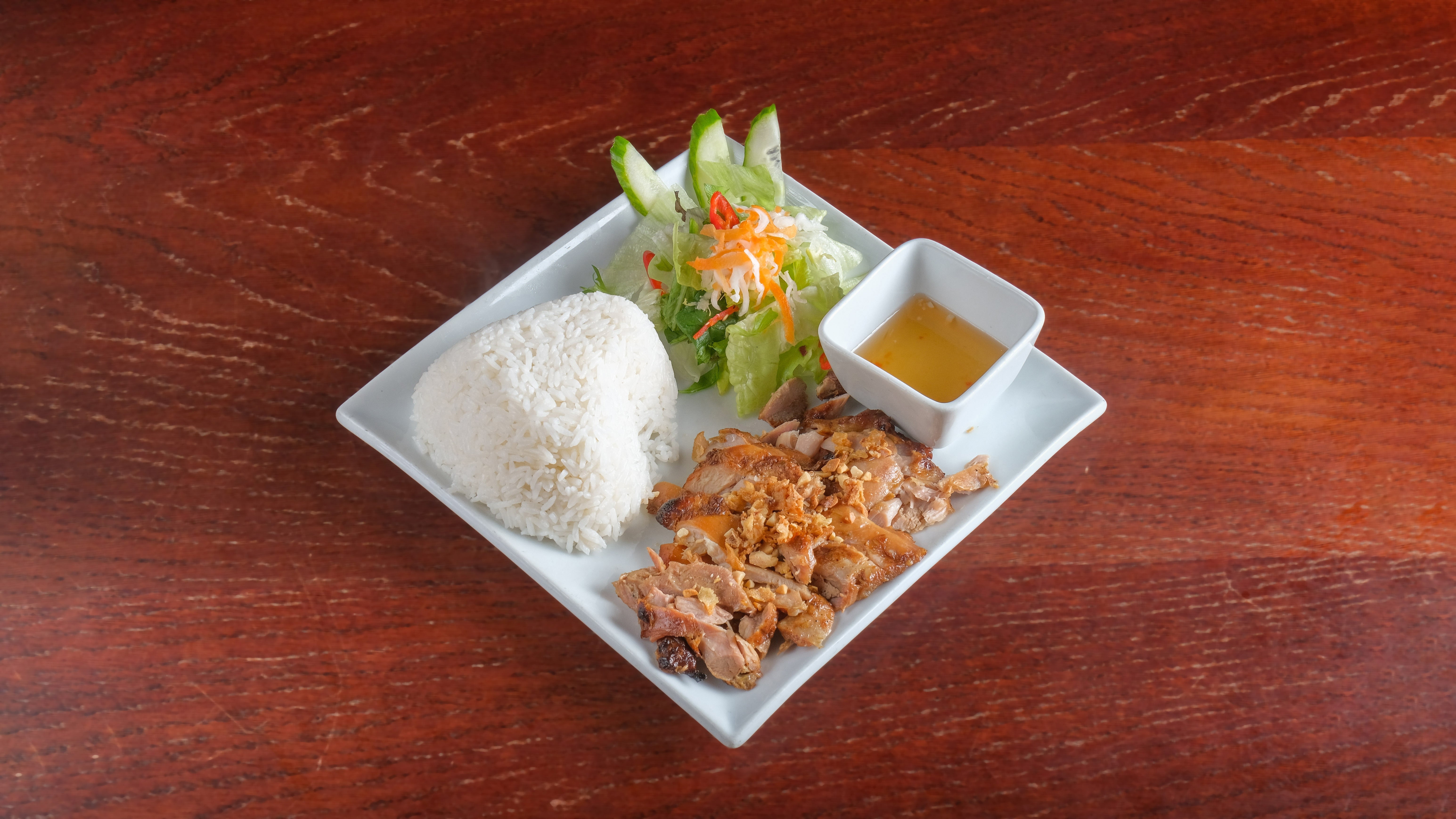 Cơm Dĩa (Steamed Jasmine Rice dishes)