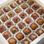 Petit Four Caramel