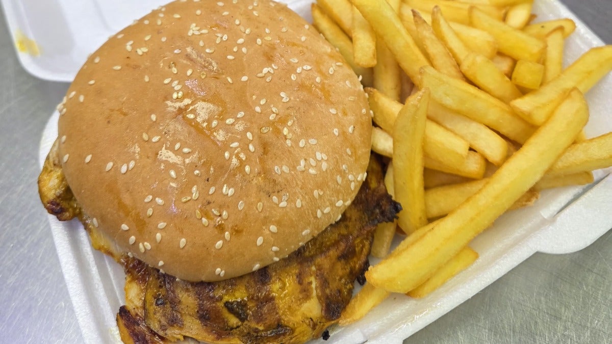 Grilled Chicken Burger - Meal