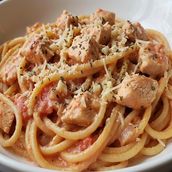 PINKY PASTA CHICKEN