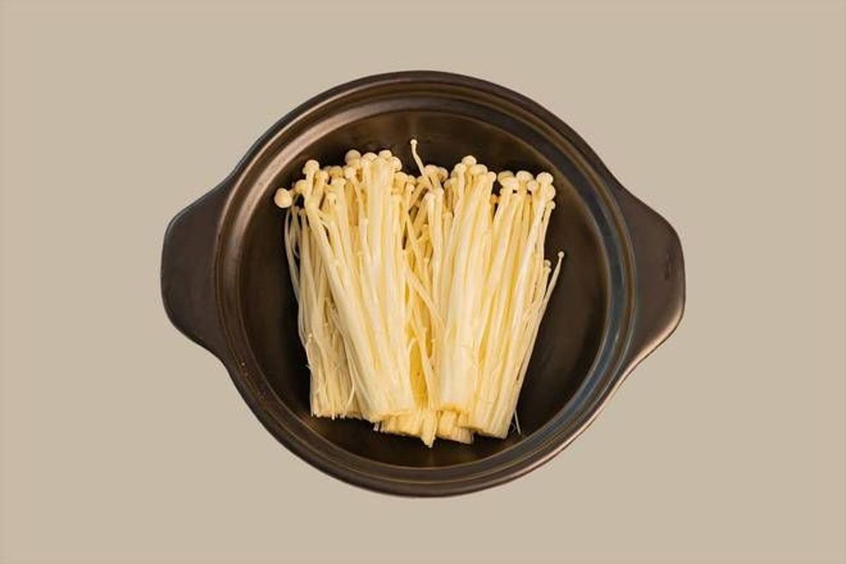 Enoki Mushrooms 加份金针菇吧!