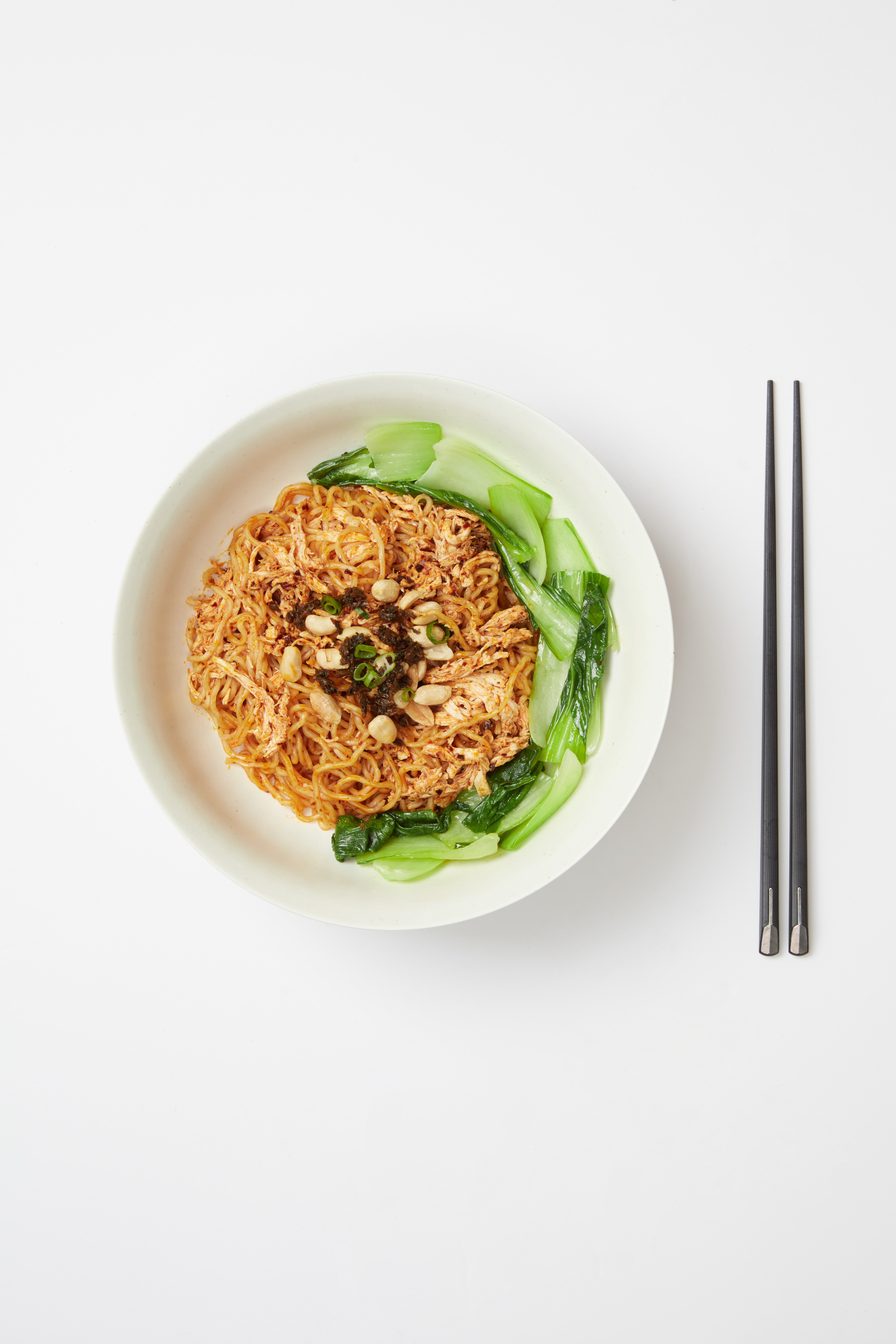 Pulled Chicken Burning Noodle 鸡丝宜宾燃面