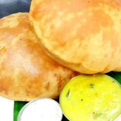 Poori Bhaji 2Pcs