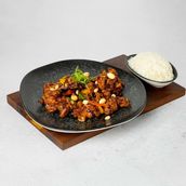  Kung Pao Chicken 
