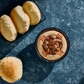 Hummus Kawerma With Bread