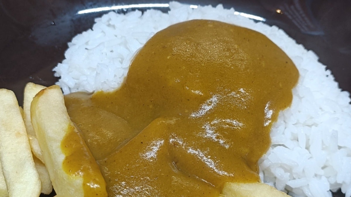 薯条白饭咖喱Chips &Boiled Rice with Curry Sauce