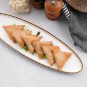 Cauliflower & Potato Sambosa