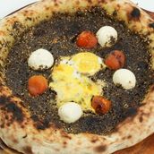 Zaatar Pizza 