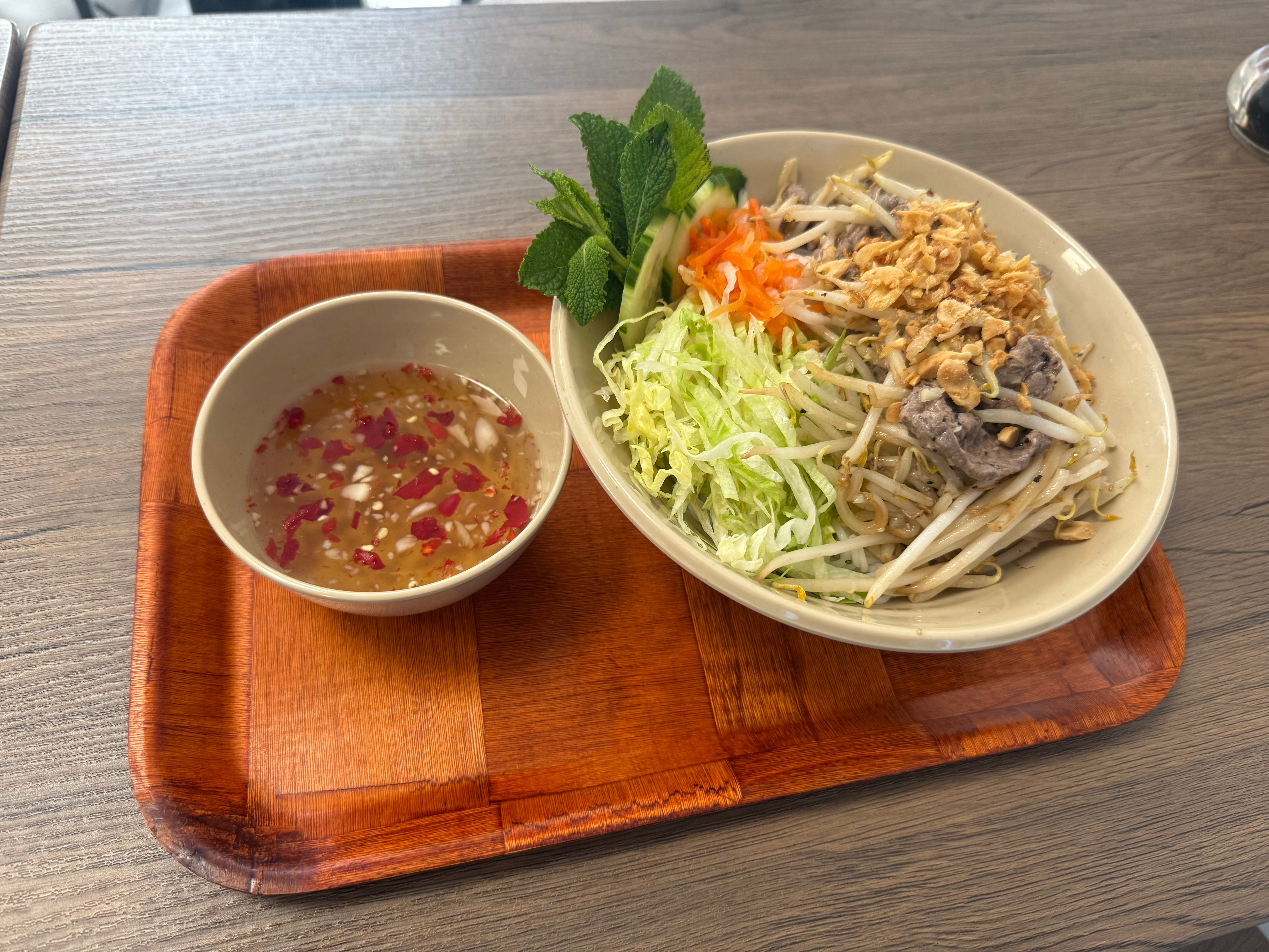 Bún bò Nam Bộ - Stir Fried Beef with bean sprouts