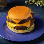 Double Traditional Cheese Burger