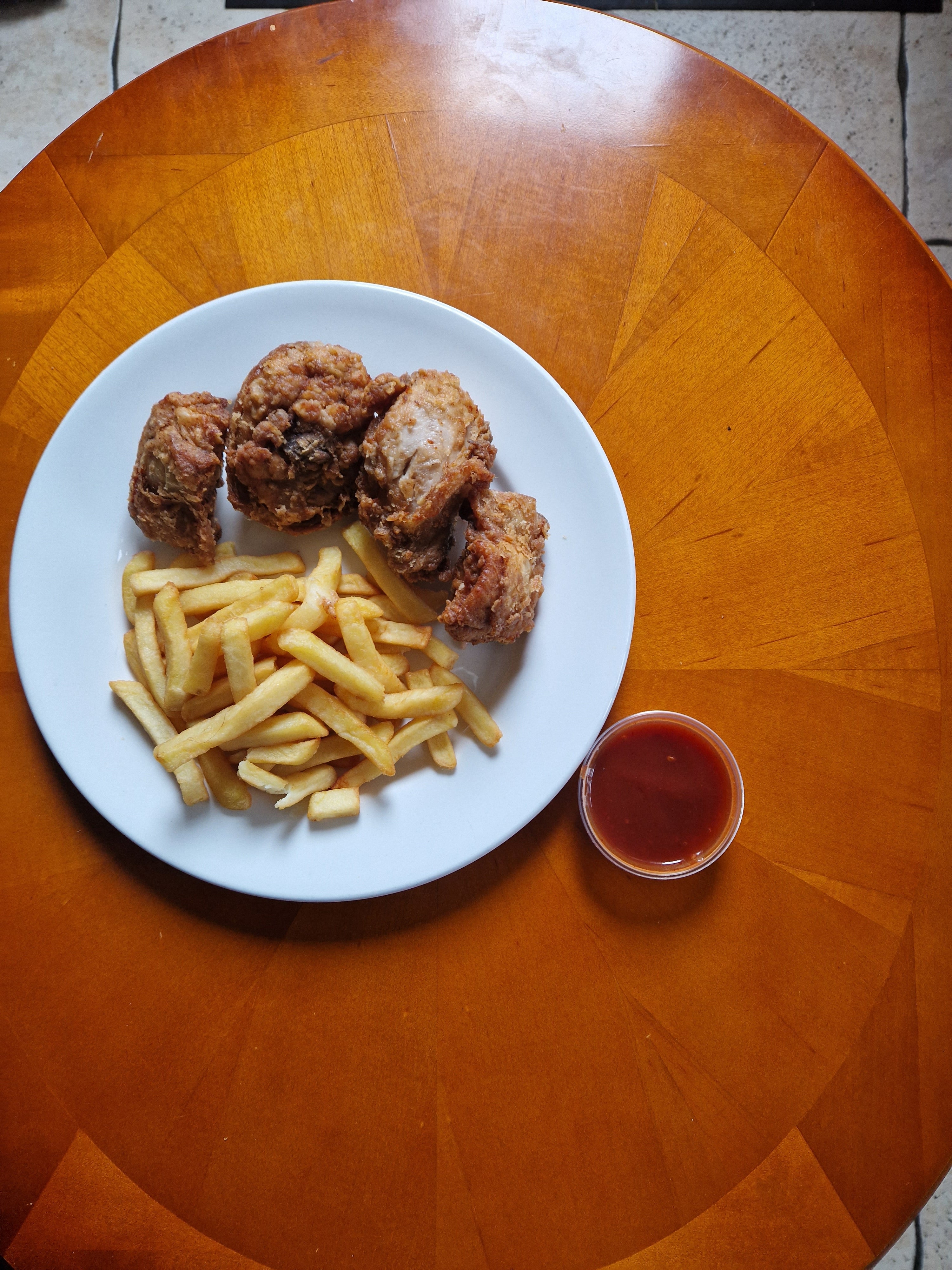 Fry chicken and Chips