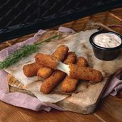 Mozzarella Sticks (5pcs)