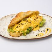 Croissant egg Benedict