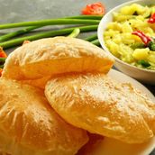 Poori Bhaji 4 Pieces