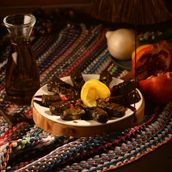 8 pieces of grape leaves