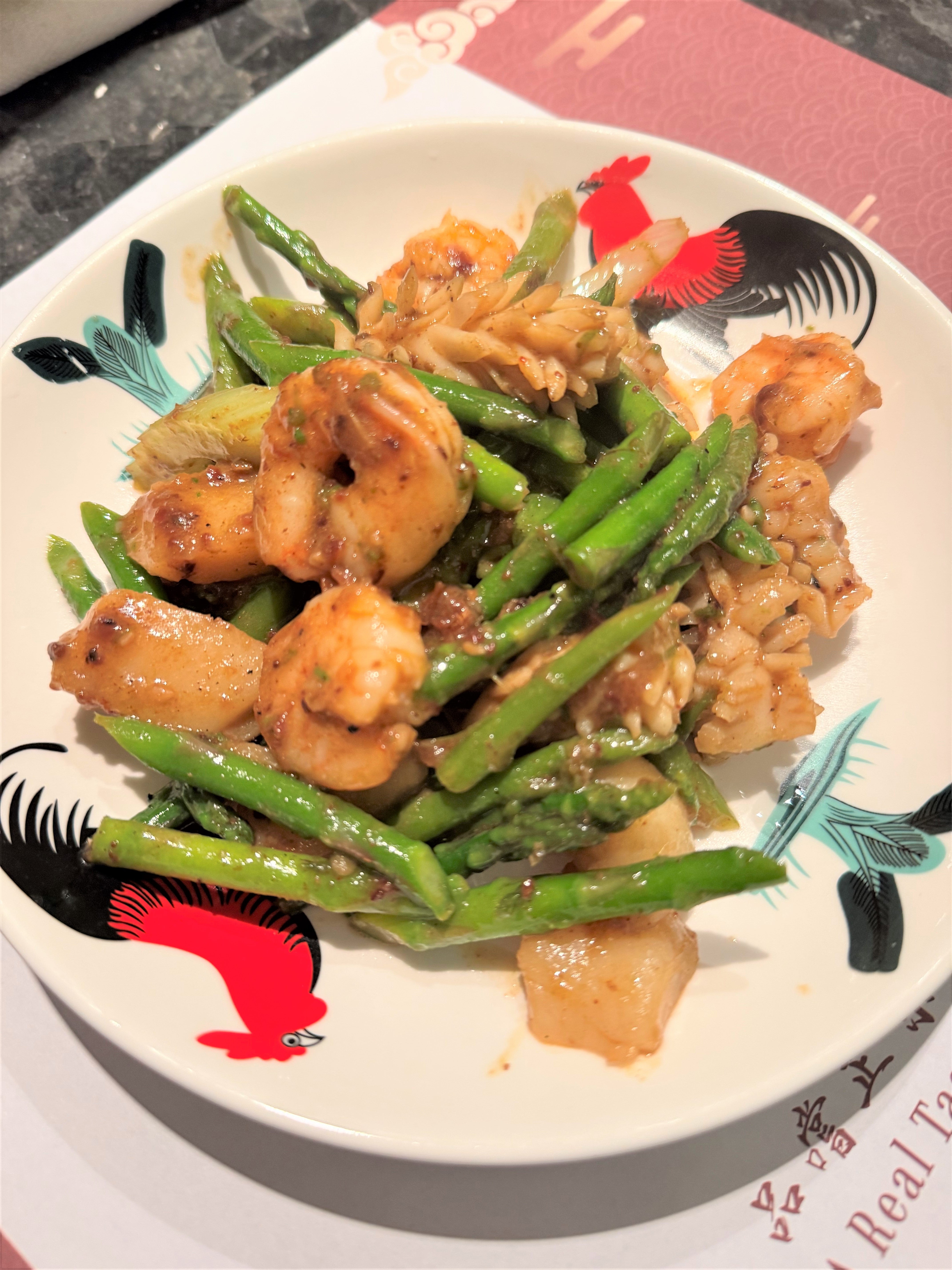 Stir-fried King Prawn, Scallop and Squid with Asparagus in X.o. Sauce X.O.醬蘆筍炒三鮮