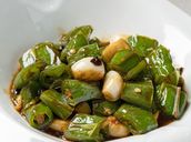 Green Chlli With Garlic And Black Bean Sauce拍蒜豆豉虎皮椒