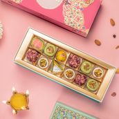 12 Pcs Premium Sweet Box