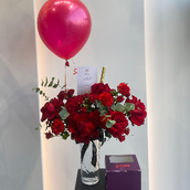 Cake And Flowers Vase 2