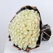 Athena 100 Roses