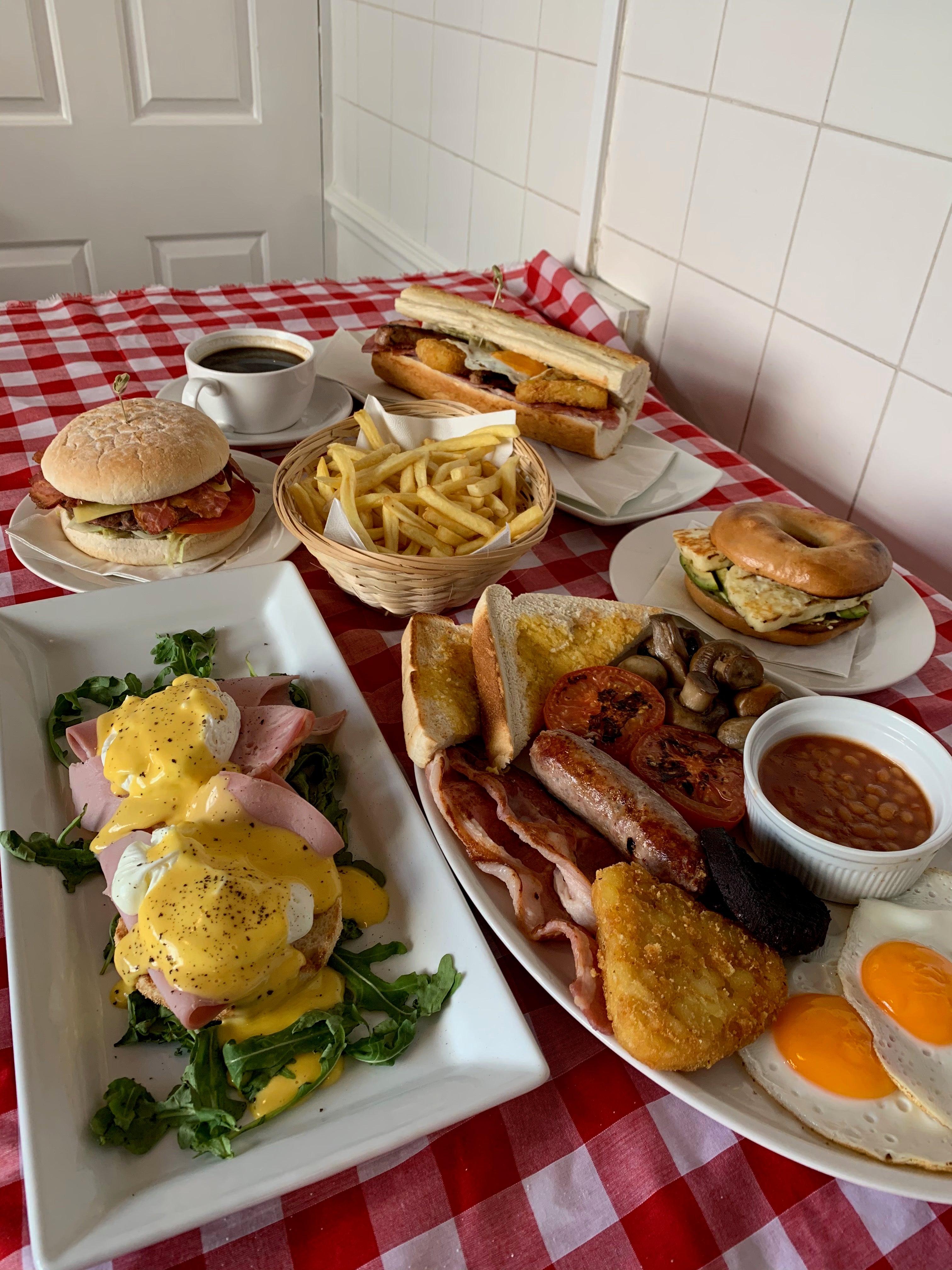 Oaks Cafe Deli