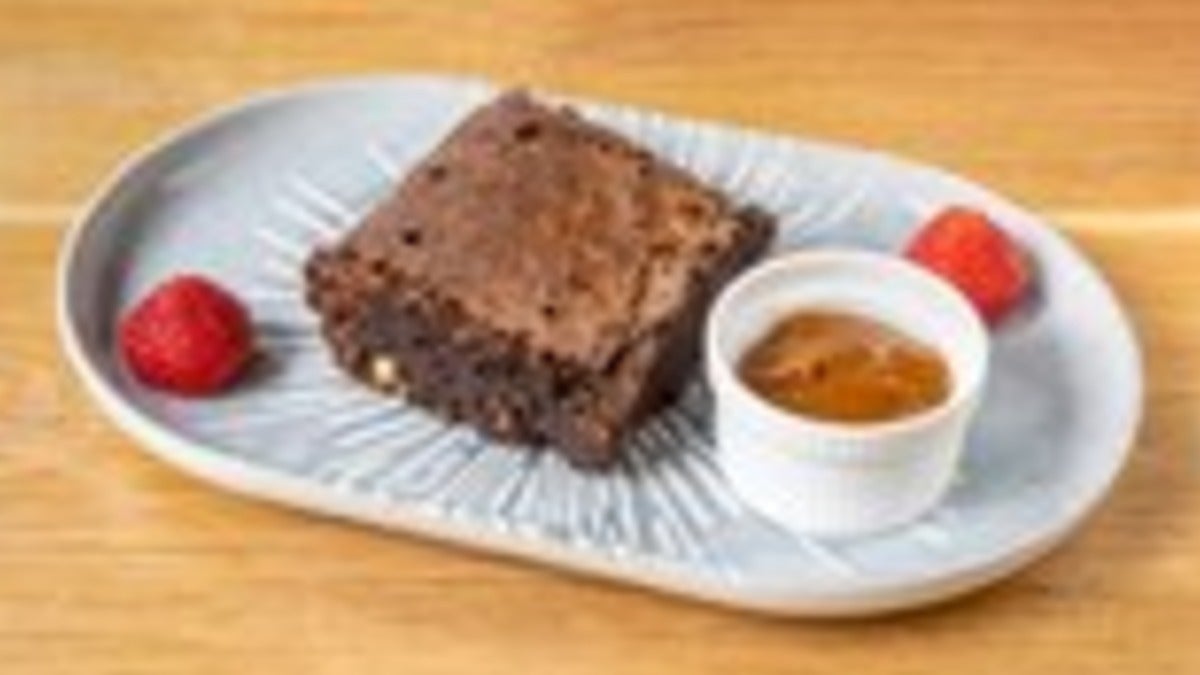 Double Zero Homade Brownie with Dulce de leche