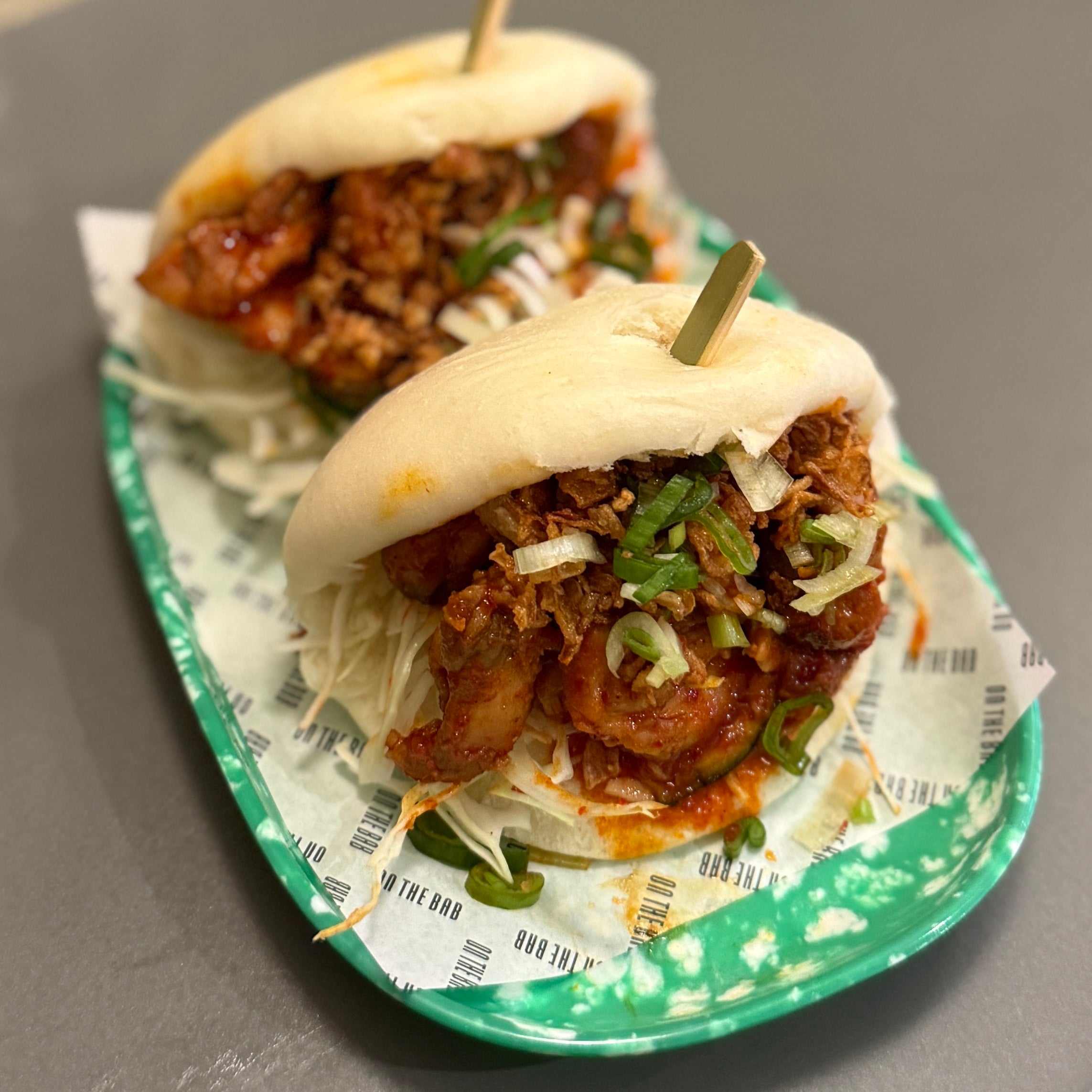 Buns with Spicy Chicken