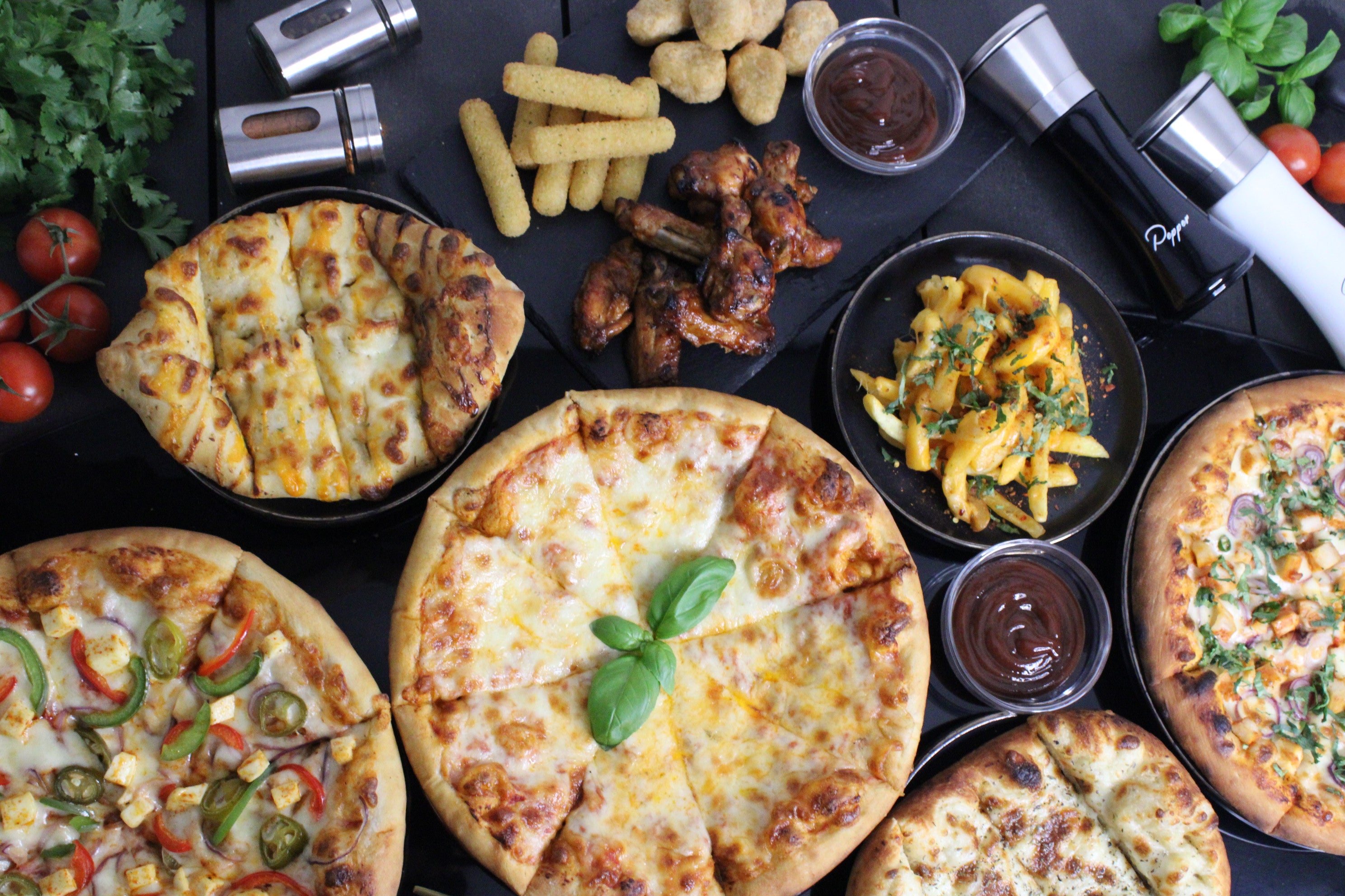 Gusto's Pizza