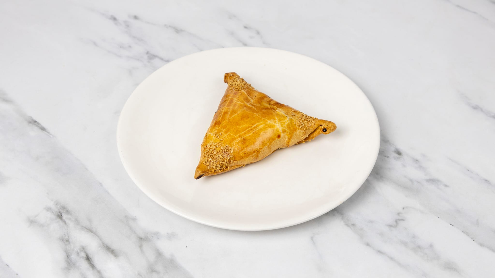 2 Beef Samosa and 2 Pilaf Rice with Achichuk