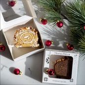  Chocolate Hazelnut Christmas Log Cake for One  بوش ا لميلاد بنكهة الفانيليا واللوز لشخص واحد