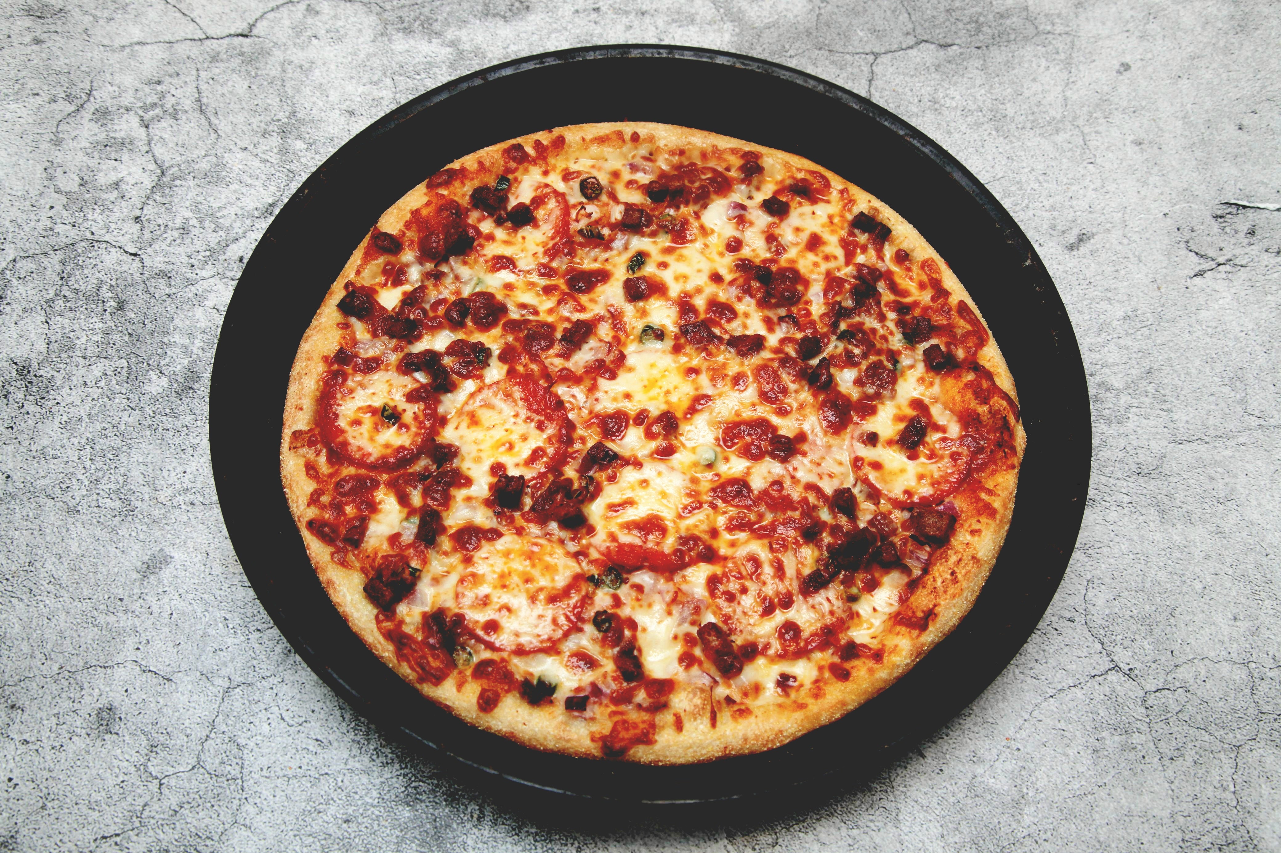Bacon Lovers 13”