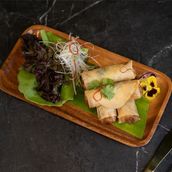 Chicken Spring Rolls ปอเปี๊ยะไก่