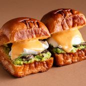 Tru Buns Sriracha Avo