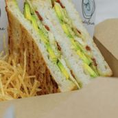 chicken avocado sandwich