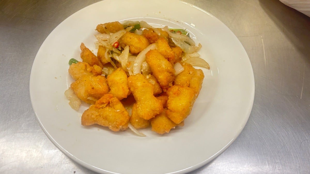 Spicy Chicken with Peppercorn Salt