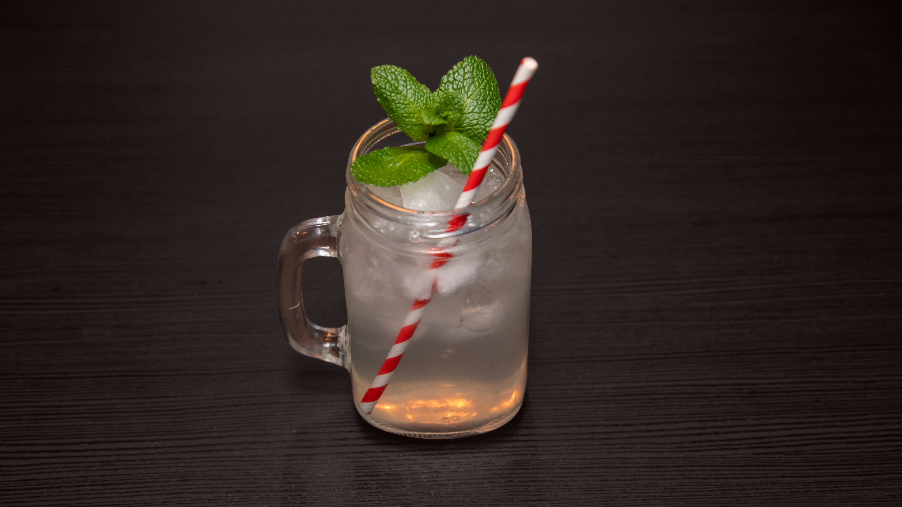 Nước Chanh (Fresh Lemonade)