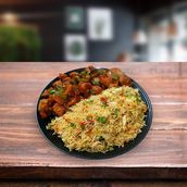 Veg Fried Rice  And Chilly Chicken Combo