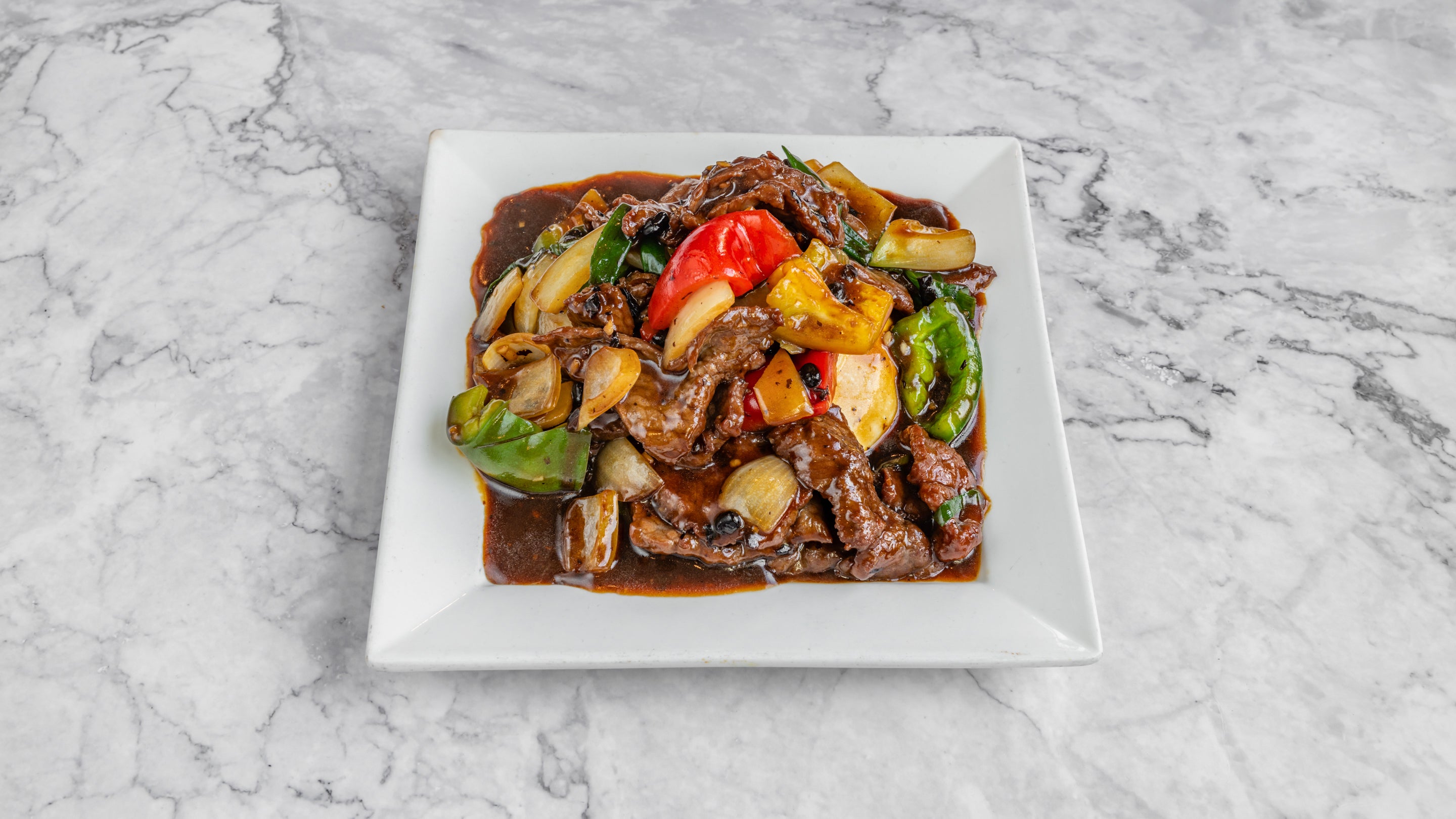 Fried Sliced Beef with Chilli and Black Bean Sauce 豉椒炒牛肉