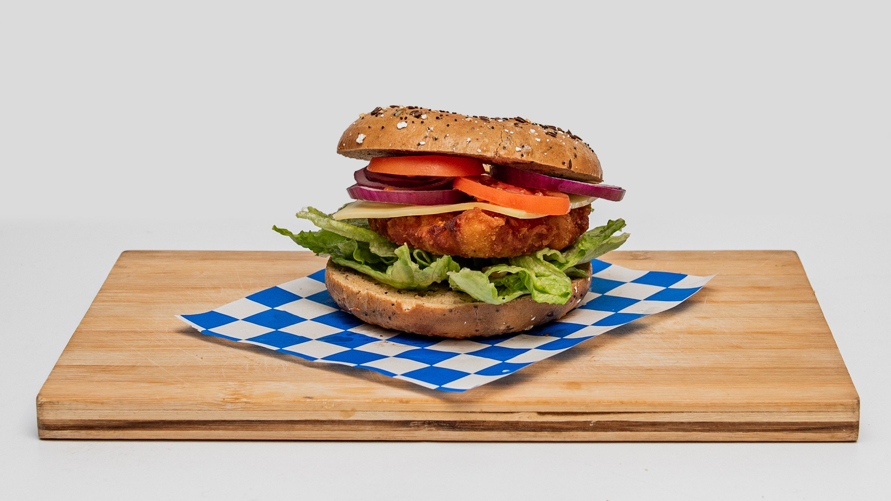 Chicken bagel burger