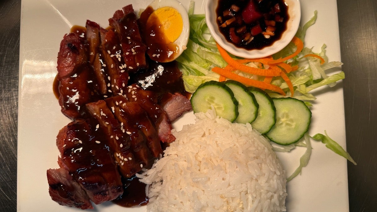 Khao Moo Dang – ข้าวหมูแดง