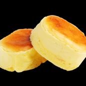 Baked soft cheese cake