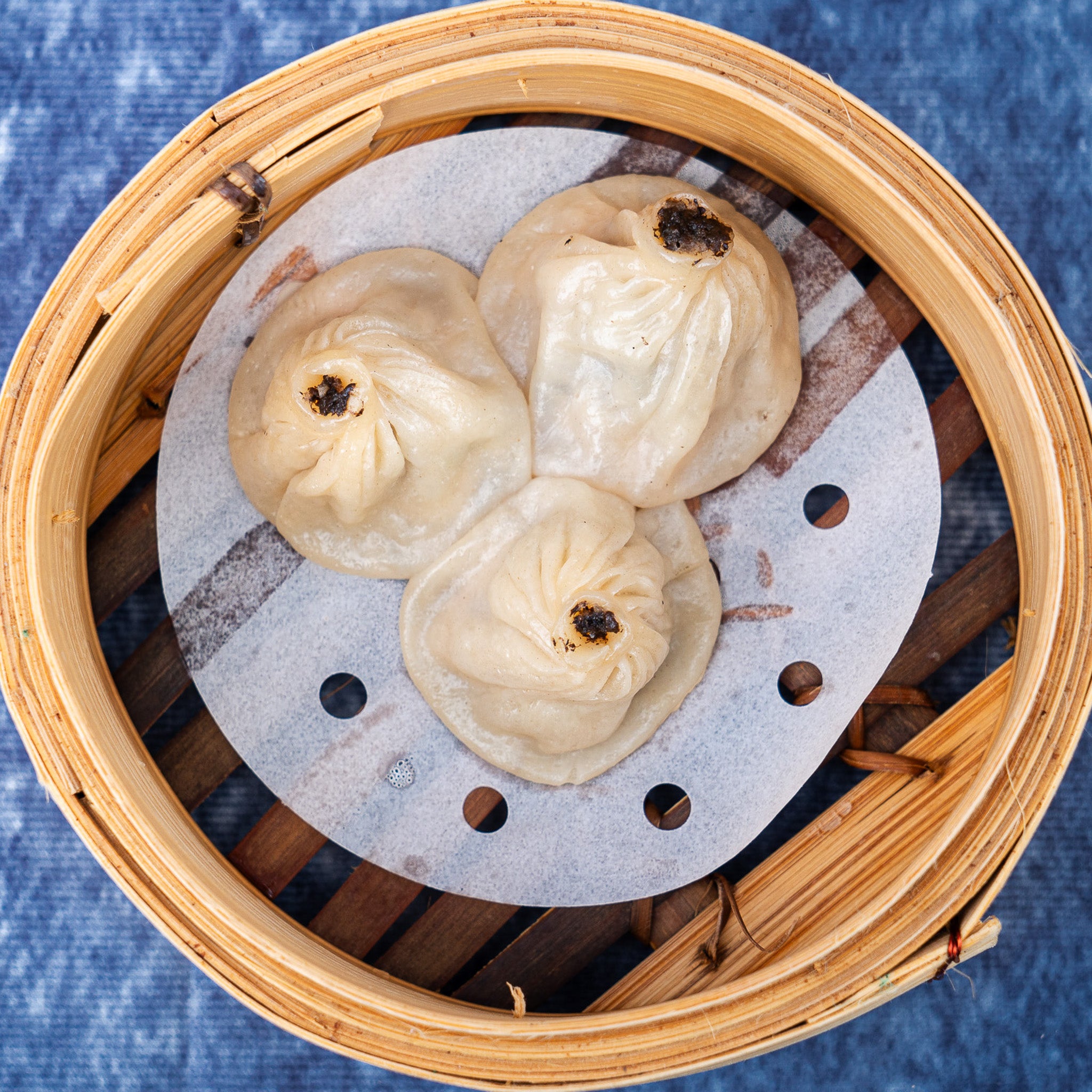 Black Truffle & Seafood Dumplings (3pcs)