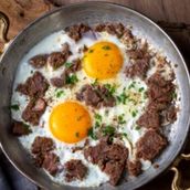 FRIED EGG WITH KAVURMA