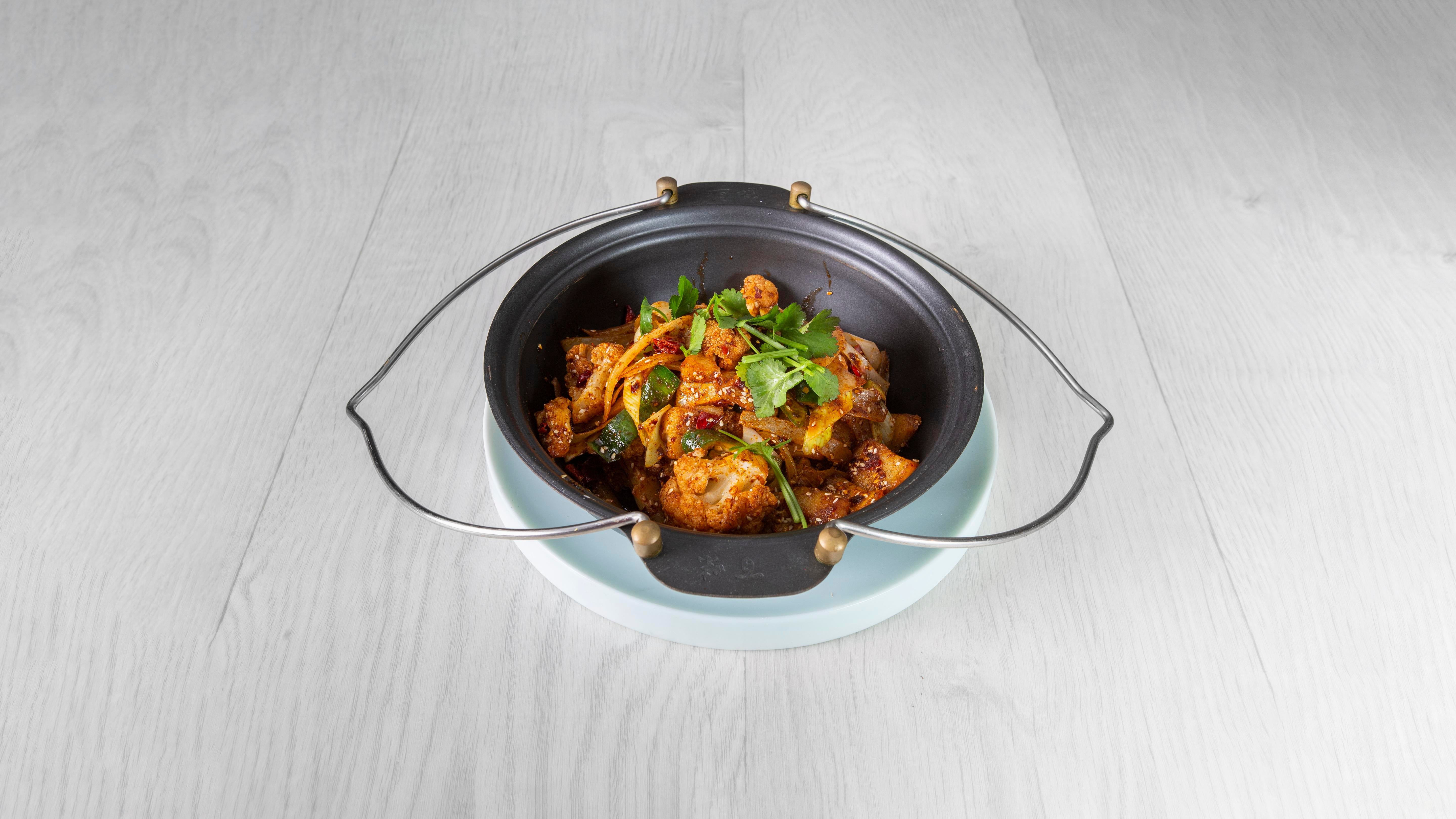 Dry Wok Cauliflower with Chilli 干锅花菜 #167