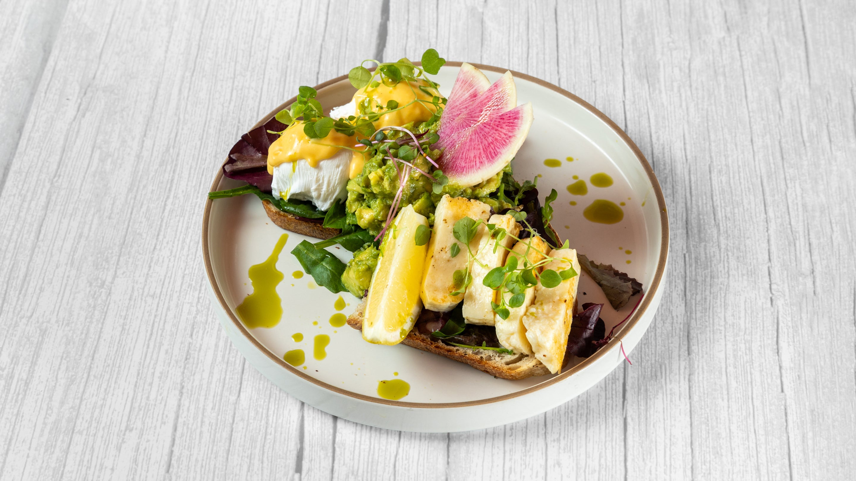 Sweet Halloumi Benedict